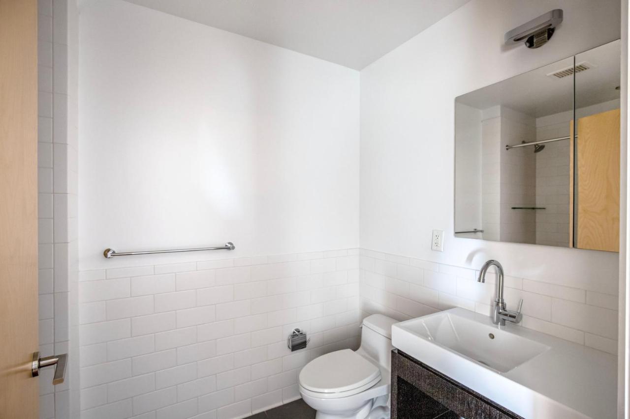 Apartment Midtown West 2br W Elevator Wd Nr Park Nyc-1244 New York